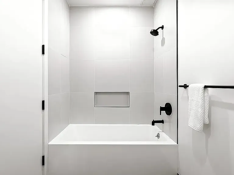 161 Meserole Ave #5D — Photo 7