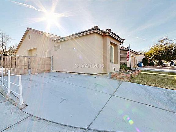 4th image of 5401 Tropical Toucan Ave