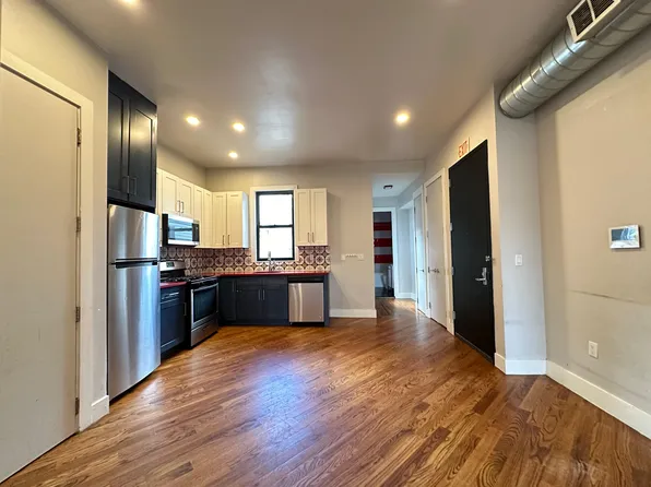 739 Garfield Ave, Jersey City, NJ