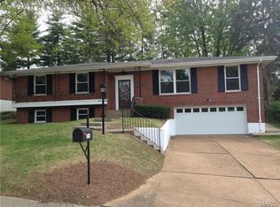 7214 Forestate Dr, Saint Louis, MO 63123