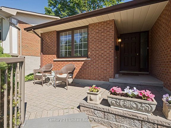 5th image of 1824 Mapleridge Dr