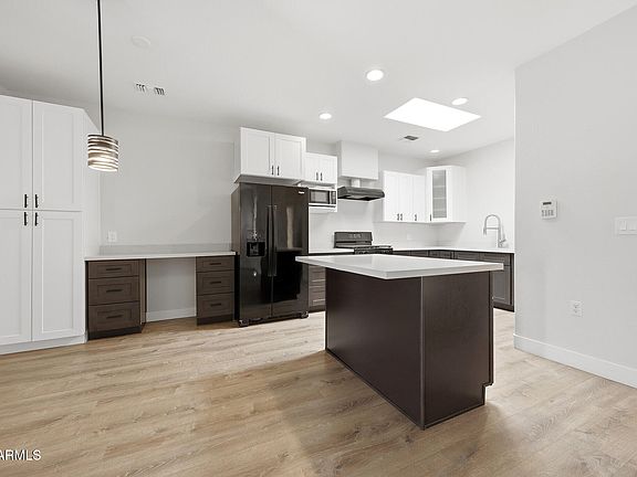 4th image of 3221 N 37TH Street #31