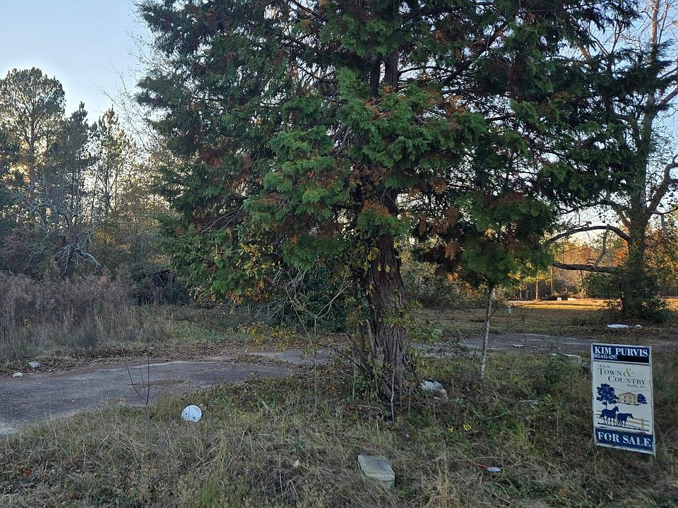2nd image of 1469 Bettis Academy Rd