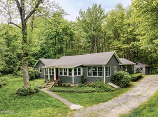 162 Ymca Rd, Becket, MA 01223