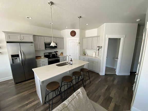 2nd image of 4226 W Juniper Shade Dr