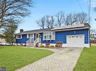 5 Japril Dr, Hamilton, NJ 08619