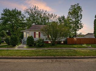 1330 Rathbone St SW, Wyoming, MI 49509