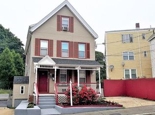 64 Williams Ave, Hyde Park, MA 02136