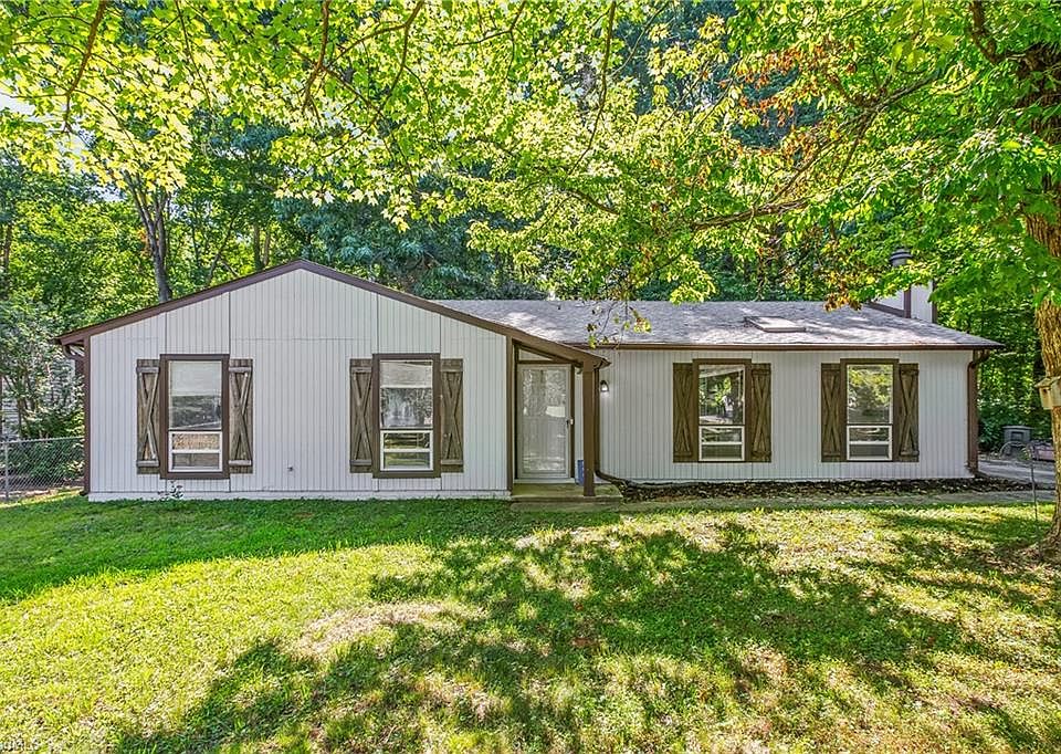 1st image of 5905 Stanleyville Dr