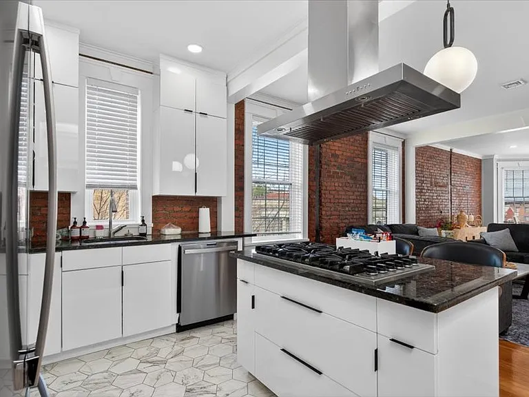 86 Remsen St #3 — Photo 7