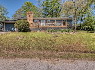 27157 Walnut Dr, Eagle Rock, MO 65641
