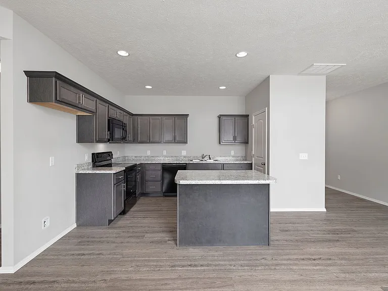 1357 S Normandy Ave — Photo 9