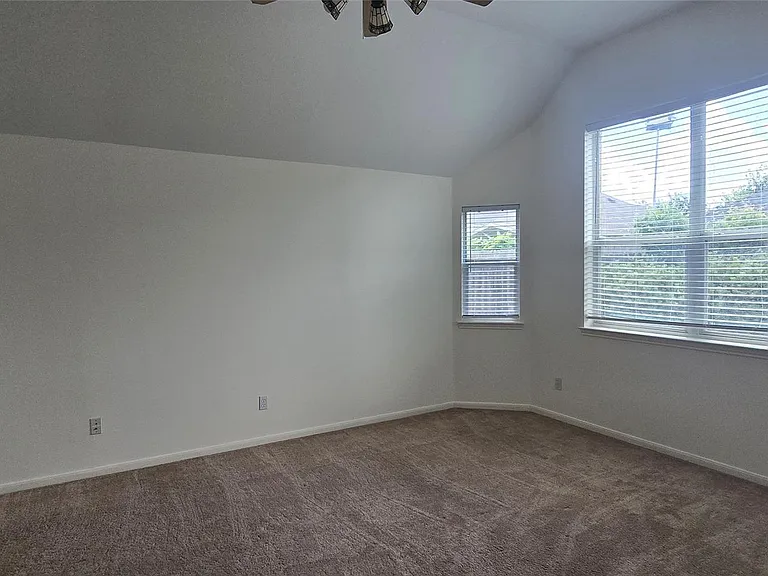 23827 Wispy Way — Photo 32