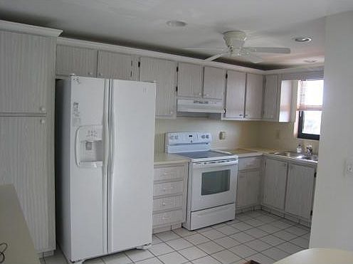 2nd image of 2400 D C Country Club #408