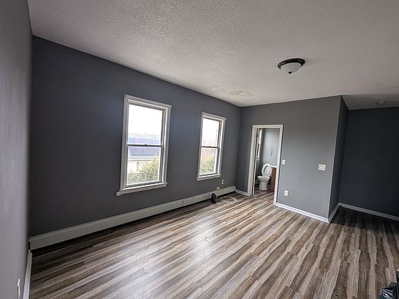 2nd image of 314-316 Bellevue St #316C
