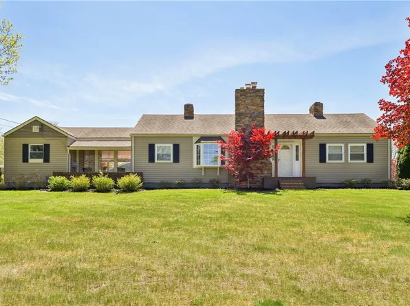 267 Oakville Rd, Beaver Falls, PA 15010