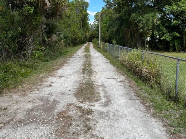 1471 A Road, Loxahatchee Groves, FL 33470
