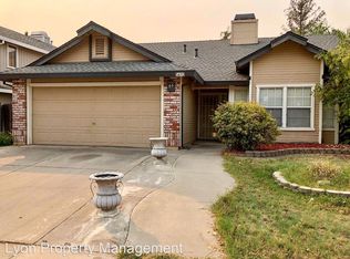 5410 Laguna Park Dr, Elk Grove, CA