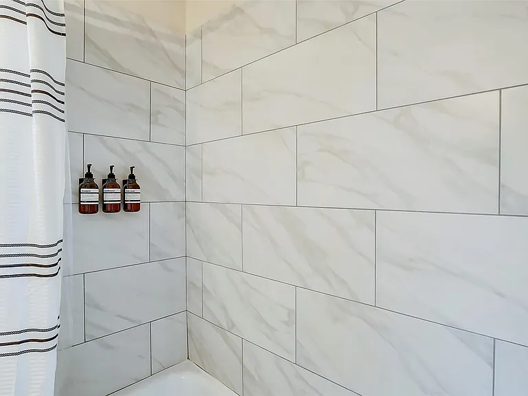 4440 Castor St — Photo 9