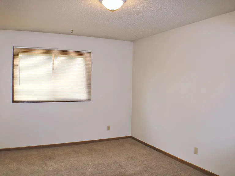 708 Westwinds Drive — Photo 9