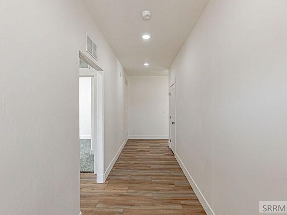 5th image of 2089 Magellan Loop