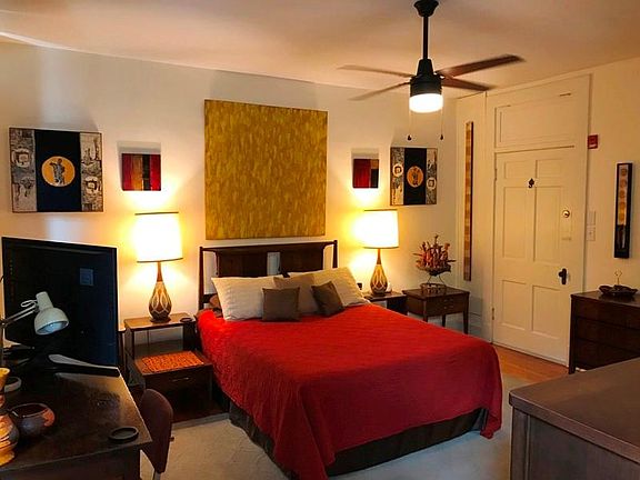 3rd image of 441 W 2nd St APT 310