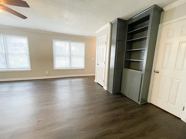 1511 Kathleen Dr — Photo 4