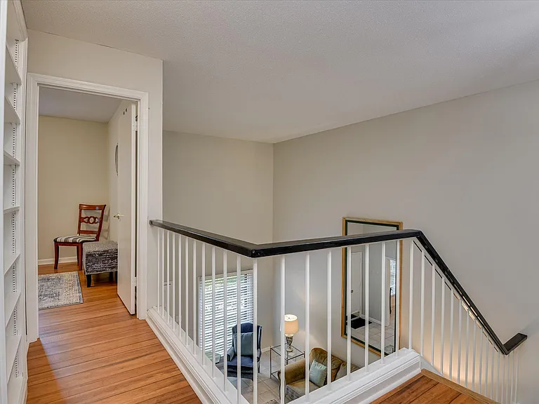 314 Laurens St SW #B — Photo 17