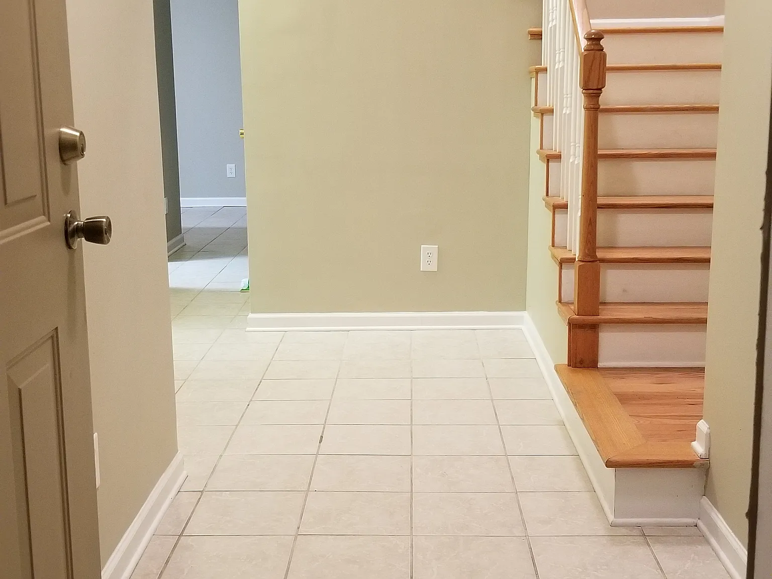 3 bed, 2.5 bath, 1580 sqft, $1,500 — Photo 4