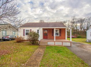 1329 Garden Dr, Kingsport, TN 37664