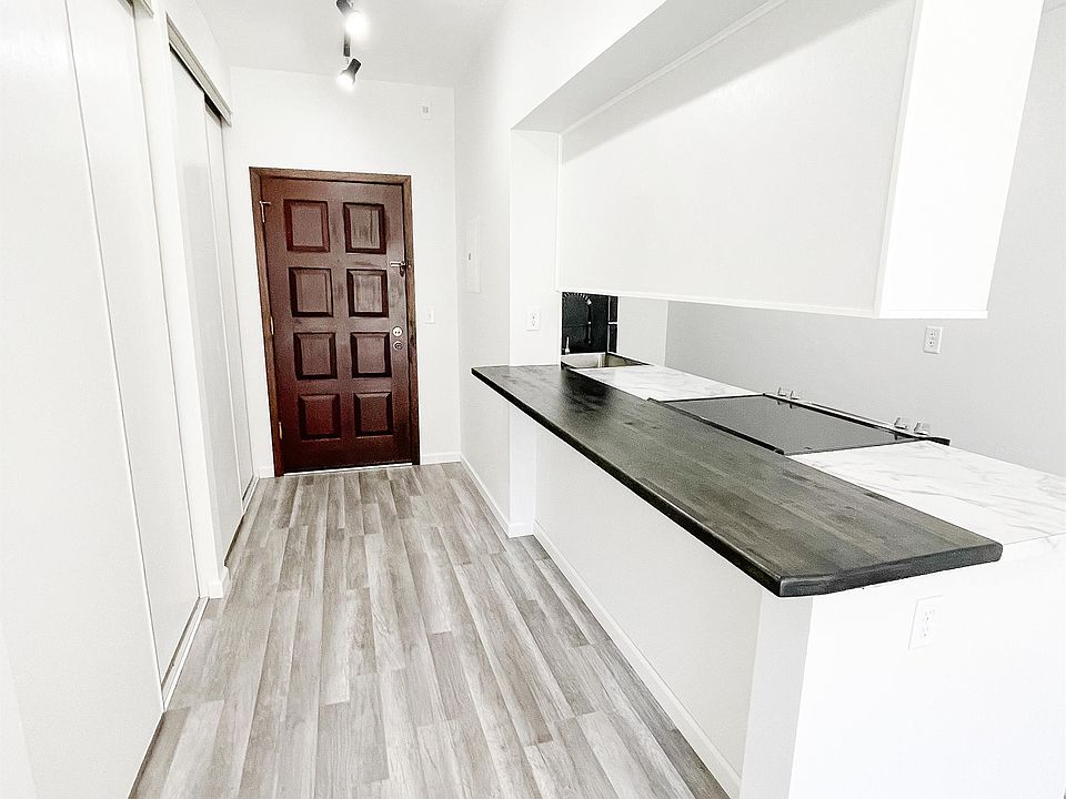 1st image of 1392 Carling Dr APT 105