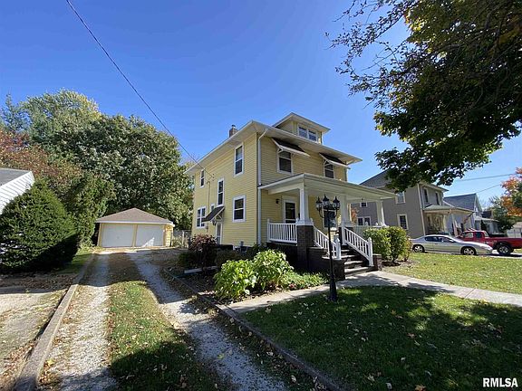 2nd image of 1457 N Cedar St