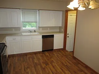 3501 Weber Cir - 3501... — Photo 4