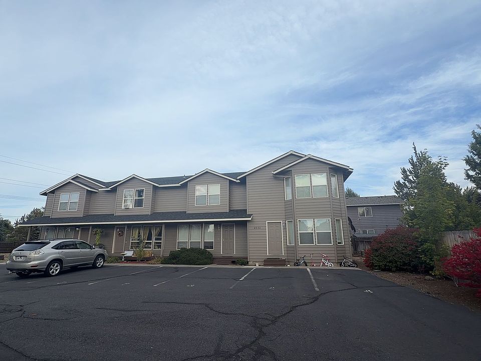 1st image of 2940 NE Nikki Ct
