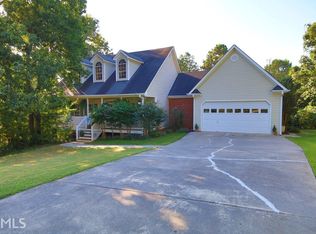 18 Sassafras Trl, Cartersville, GA 30121
