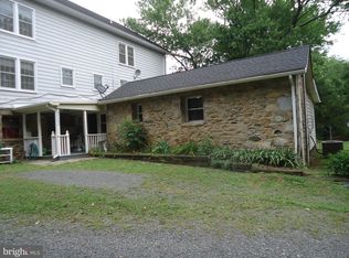 37228 Grass Roots Ln, Hillsboro, VA 20132
