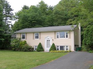 16 Priscilla Rd, Hopkinton, MA 01748