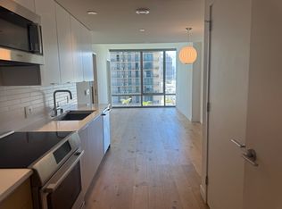 909-1001 Queen St #909, Honolulu, HI 96814