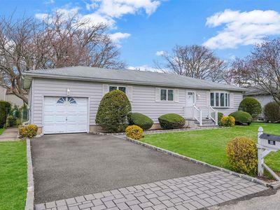 183 Arnold Street, Holbrook, NY, 11741