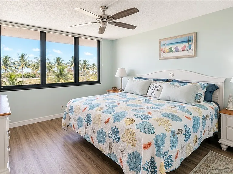 4203 Bay Beach Ln #3E — Photo 17