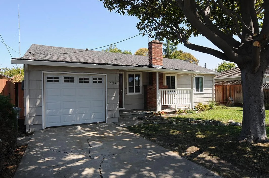 Building Photo - 395 Cypress Ave