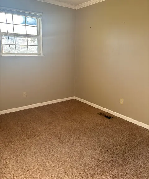 413 N Church St #6 — Photo 7