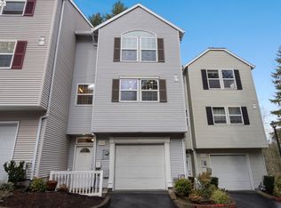 14185 SW Cougar Ridge Dr, Beaverton, OR 97008