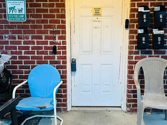 5th image of 10300 Torrington Rd