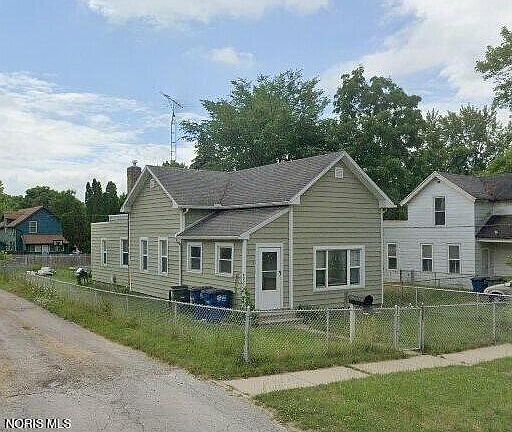 2nd image of 317 Eldred Ave