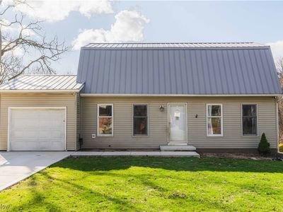 1582 Hilda St, Lakemore, OH, 44250