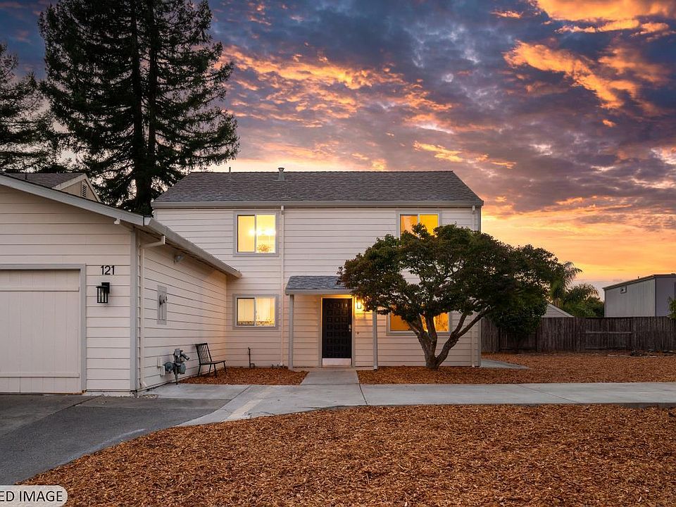1st image of 121 Verde Court