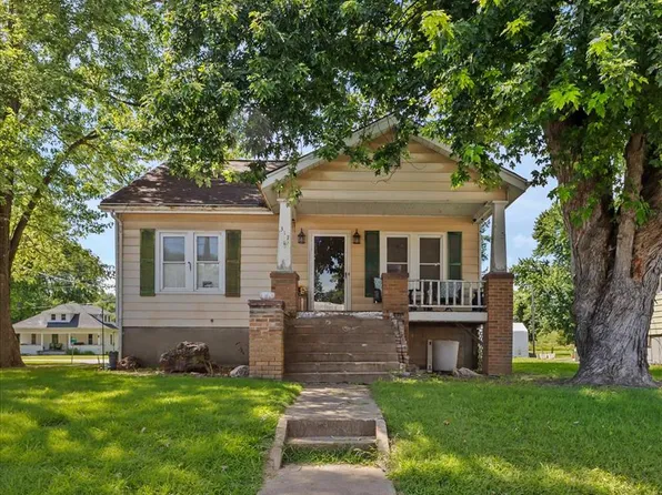 317 Henry St, Prairie Du Rocher, IL 62277