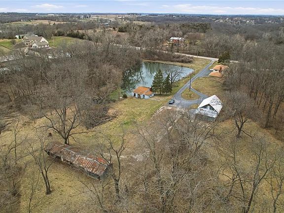 2nd image of 11151 Leavenworth Rd