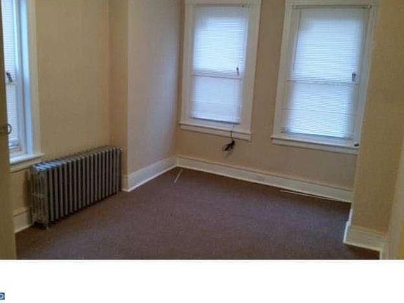5th image of 131 W Hansberry St